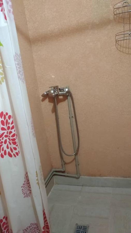 Атлант Hotel Bishkek Bagian luar foto